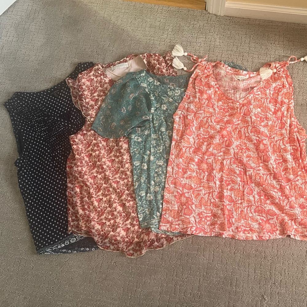 Bundle of four women’s lucky brand tops in size large